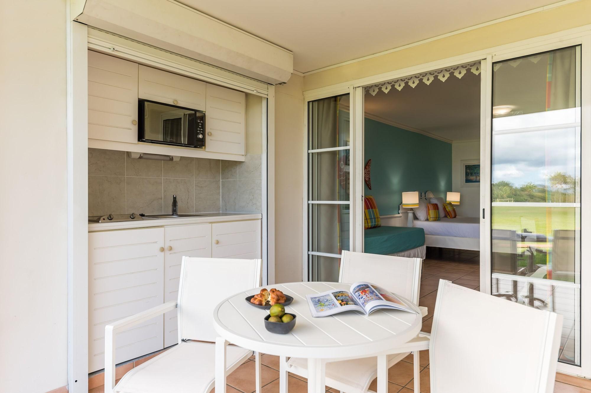 Residence Pierre & Vacances Premium Les Ilets Sainte-Luce Exteriör bild