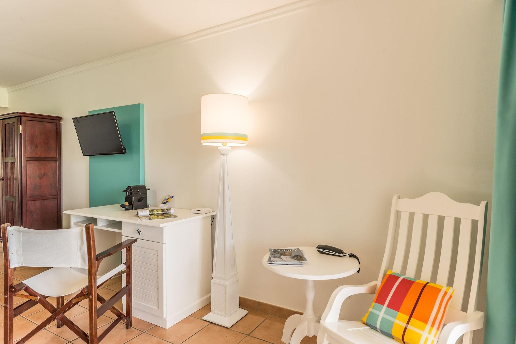 Residence Pierre & Vacances Premium Les Ilets Sainte-Luce Exteriör bild